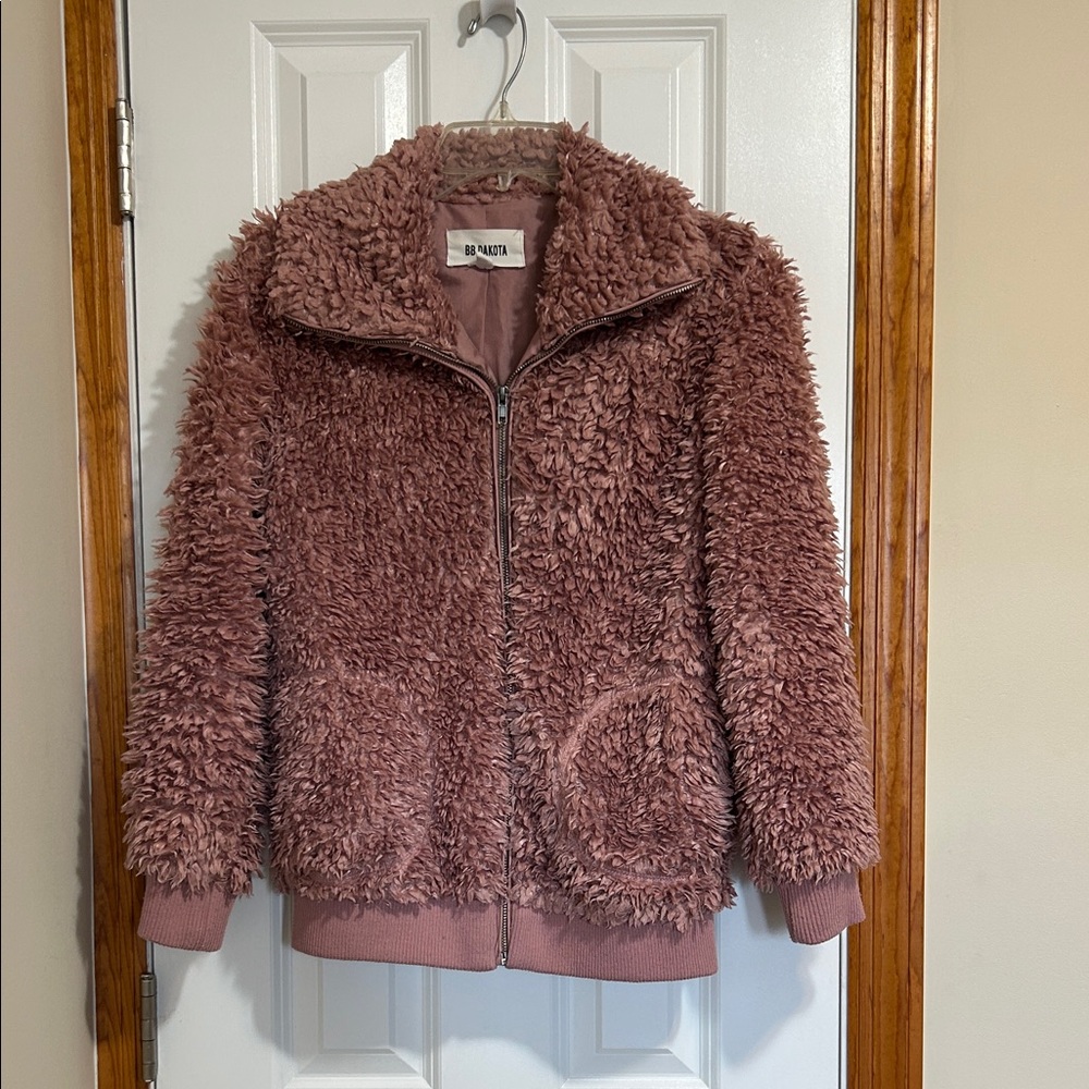 BB Dakota Faux Fur Teddy Jacket – Mauve Pink – Size Small